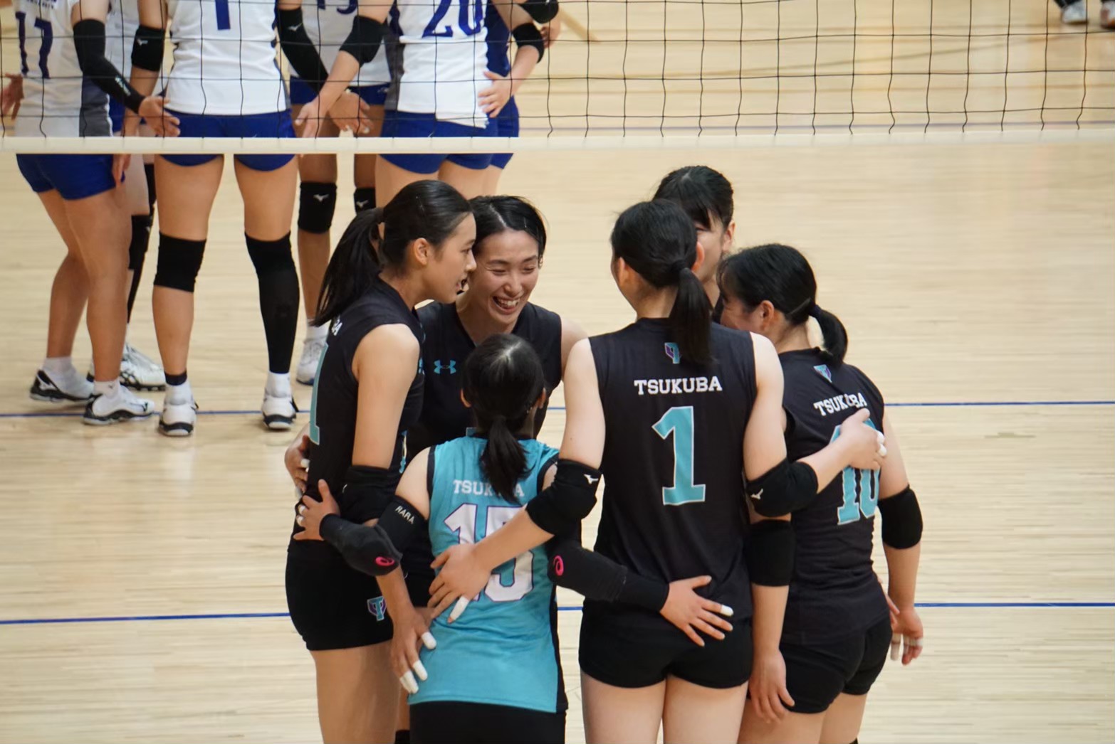 松蔭大学 女子バレーボール部 ユニフォーム 上下セット アシックス Yahoo!オークション - 46アシックス松蔭女子バレーボール部